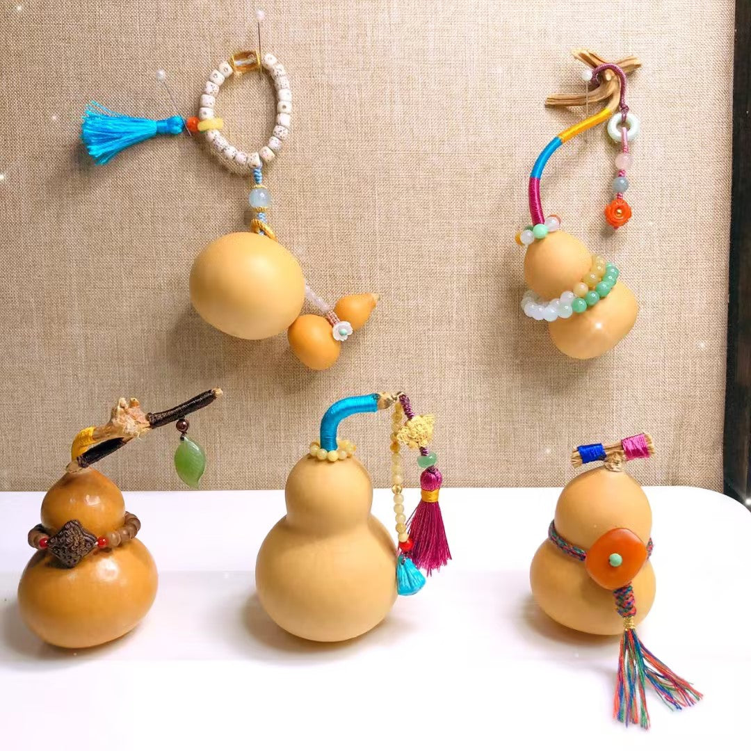 Hand-twisted Small Gourd Seeds