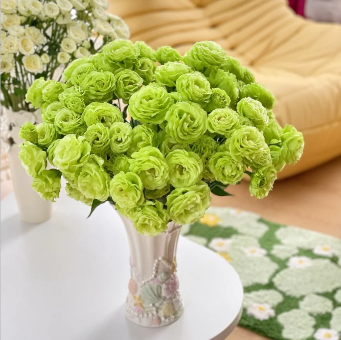 💐Lisianthus – Timeless Beauty, Everlasting Love💫